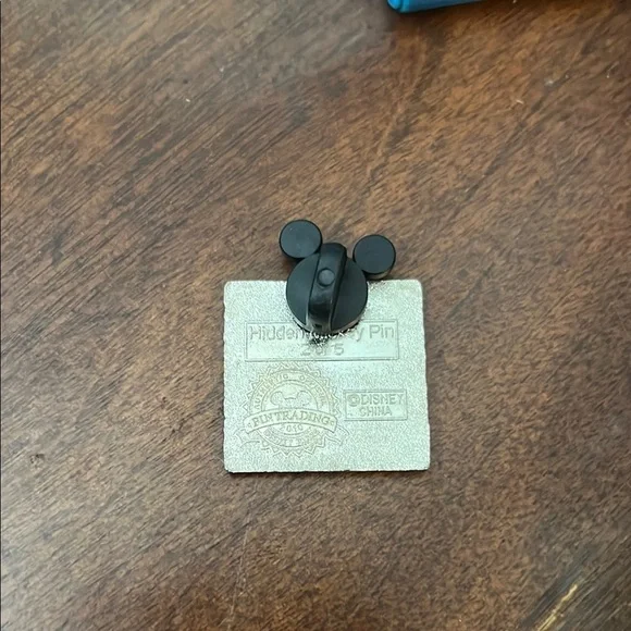 Disney Mickey Mouse Orange Pin - Picture 2 of 2